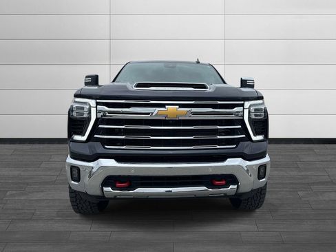 Used 2024 Chevrolet Silverado 3500 LTZ w/ LTZ Plus Package image 8