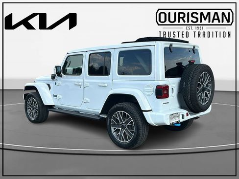 Used 2024 Jeep Wrangler High Altitude AWD/4WD image 3