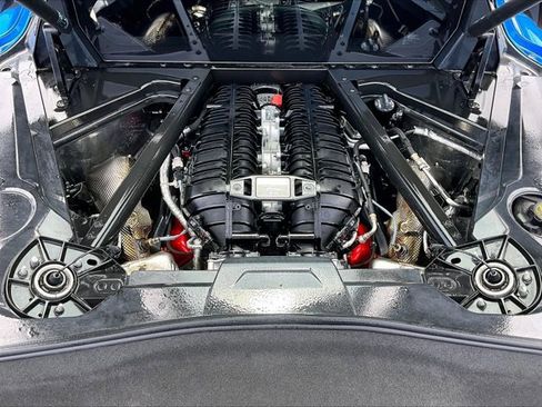 Used 2024 Chevrolet Corvette Z06 RWD image 11
