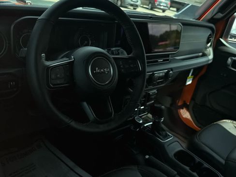 New 2025 Jeep Wrangler Unlimited Rubicon 392 image 10