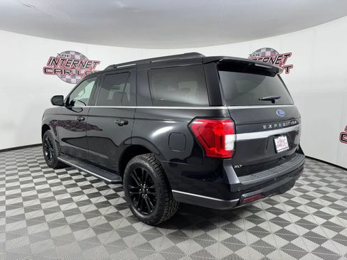 Used 2022 Ford Expedition XLT AWD/4WD image 5