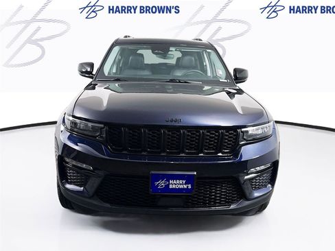 Used 2024 Jeep Grand Cherokee Limited w/ Black Appearance Package AWD/4WD image 28