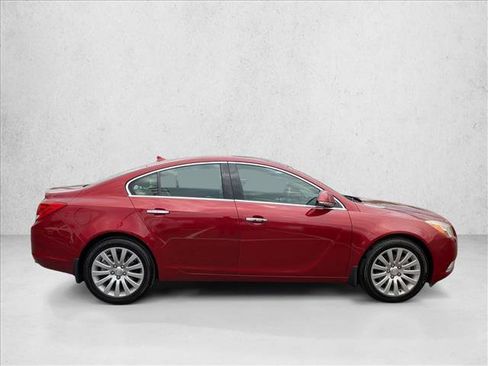 Used 2013 Buick Regal Premium FWD image 4