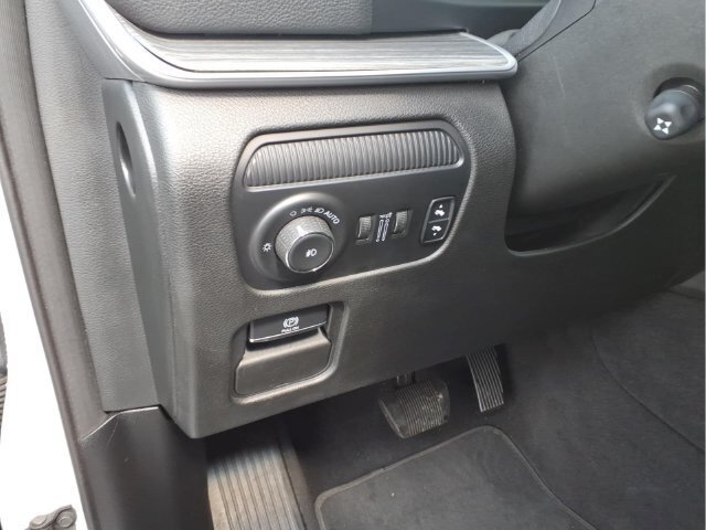 Used 2024 Jeep Wagoneer Series II w/ Flexible Seating Group RWD image 23