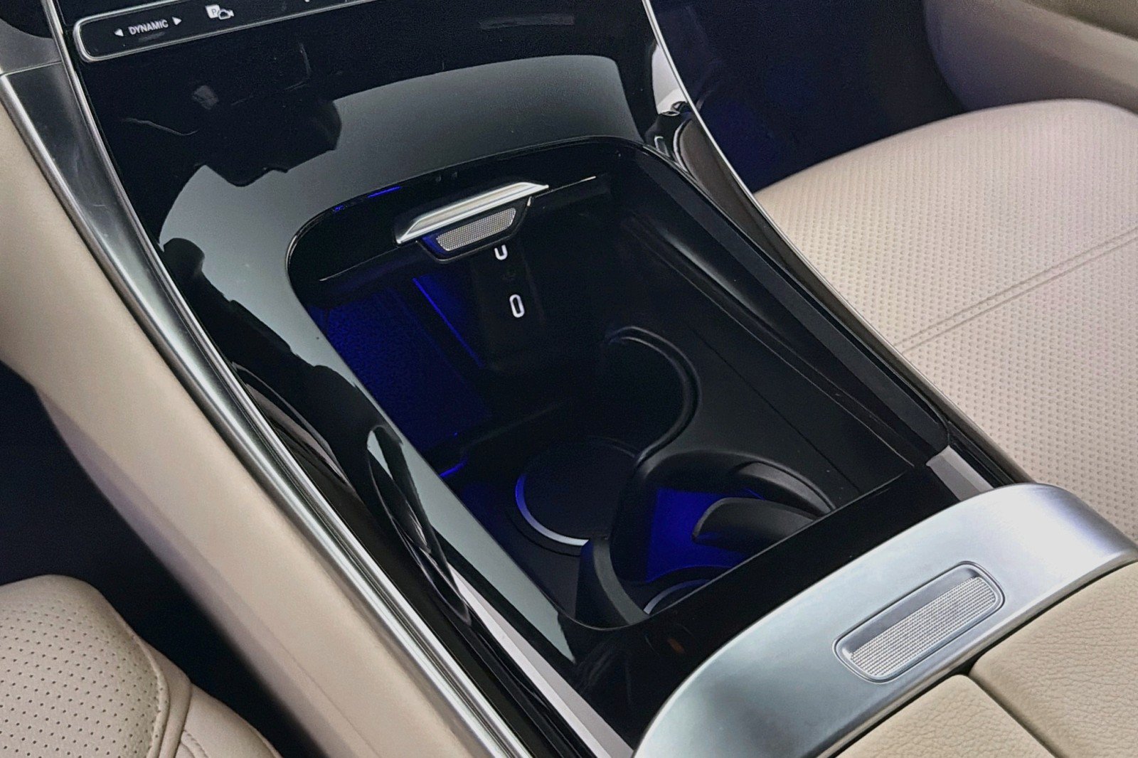 Certified 2025 Mercedes-Benz GLC 300 image 7