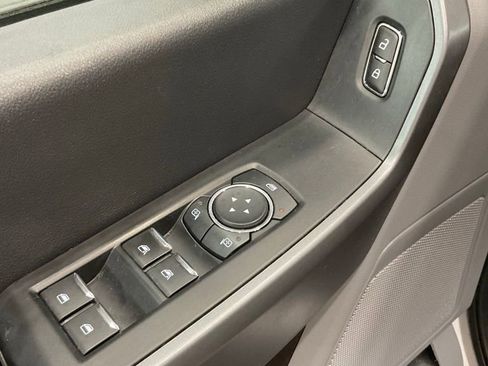 Used 2025 Ford F250 XLT w/ FX4 Off-Road Package image 7