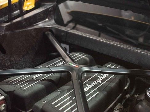 Used 2015 Lamborghini Huracan LP 610-4 image 61