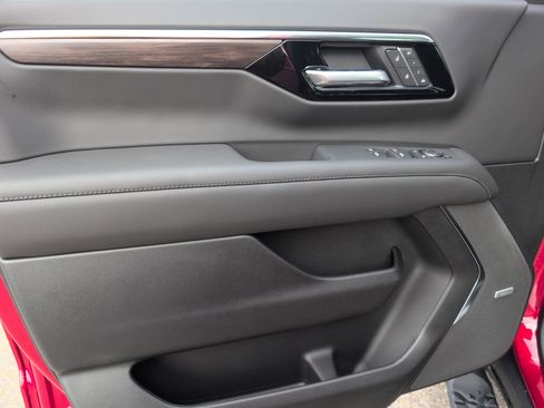 New 2026 Chevrolet Tahoe Z71 w/ Comfort Package image 11