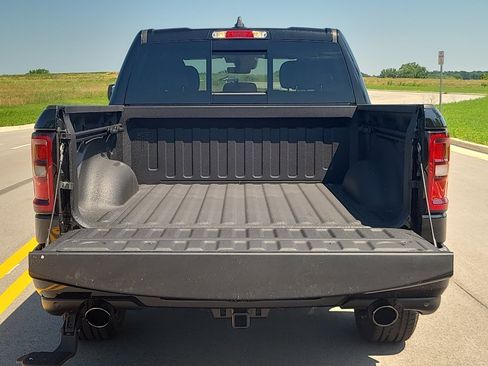 New 2026 RAM 1500 Express AWD/4WD image 36