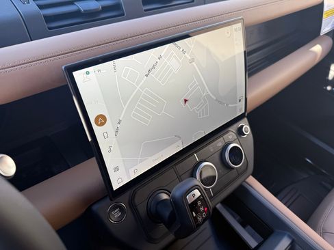 New 2026 Land Rover Defender 110 S image 18