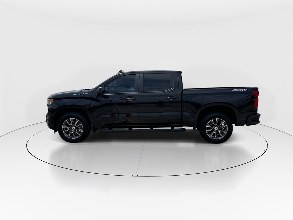 Used 2024 Chevrolet Silverado 1500 RST w/ LPO, Liner Protection Package AWD/4WD image 5