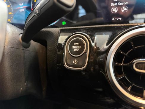 Used 2019 Mercedes-Benz A 220 4MATIC image 36
