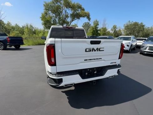 Certified 2024 GMC Sierra 1500 AT4 w/ Technology Package AWD/4WD image 7