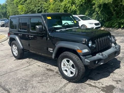 Used 2020 Jeep Wrangler Unlimited Sport S AWD/4WD image 3