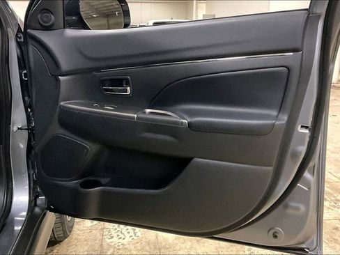 Used 2025 Mitsubishi Outlander Sport SE image 22