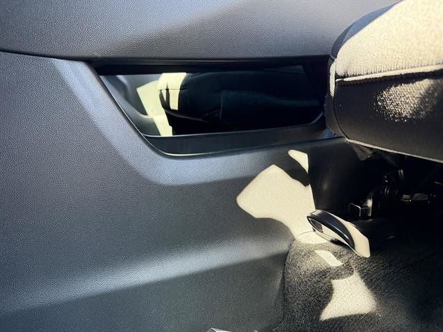New 2027 Chevrolet Equinox LT AWD/4WD image 15