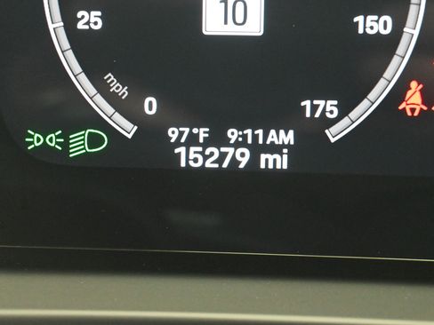 Certified 2025 Porsche Cayenne E-Hybrid AWD/4WD image 18