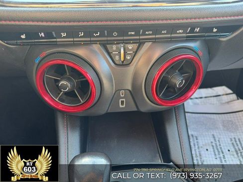 Used 2019 Chevrolet Blazer RS w/ Sun and Wheels Package image 20