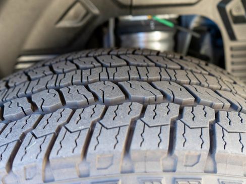 New 2025 GMC Hummer EV 3X w/ LPO, Dark Essentials Package image 35