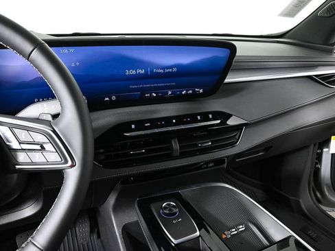 New 2025 Buick Enclave Sport Touring w/ Power Package image 13