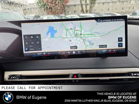 Used 2024 BMW iX xDrive50 w/ Sport Package AWD/4WD image 30