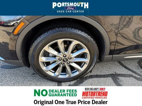 Used 2022 Lincoln Corsair AWD w/ Premium Package image 29