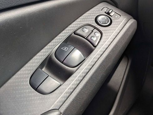 Used 2022 Nissan Altima 2.5 SV FWD image 25