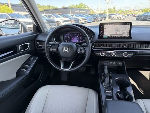 Used 2022 Honda Civic Touring image 20