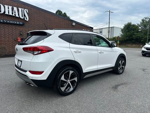 Used 2017 Hyundai Tucson Value AWD/4WD image 6