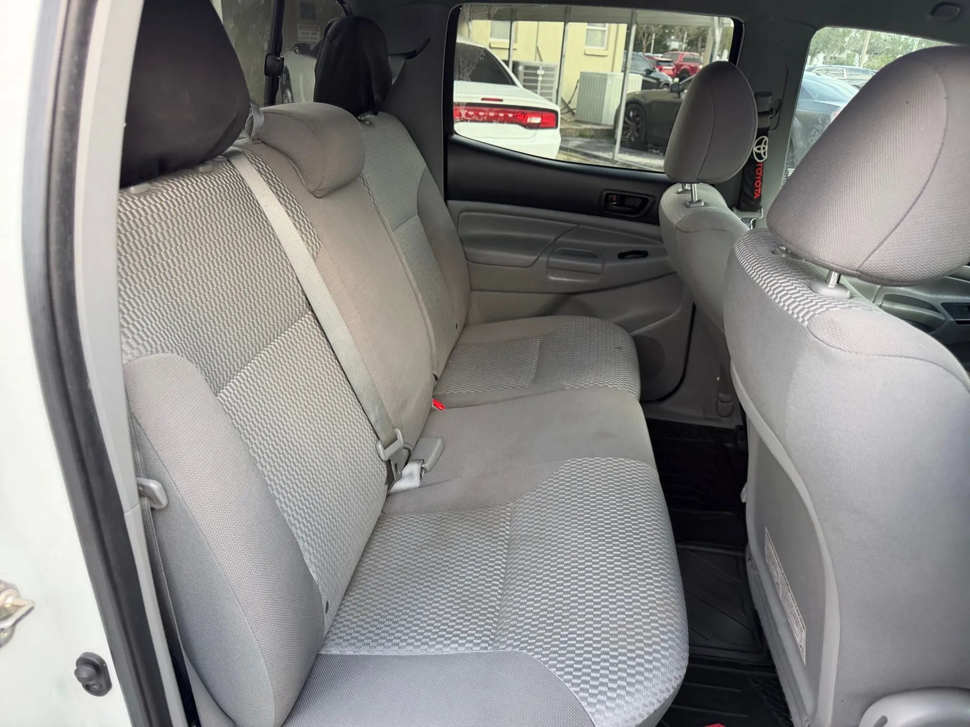 Used 2015 Toyota Tacoma PreRunner w/ SR5 Package RWD image 17