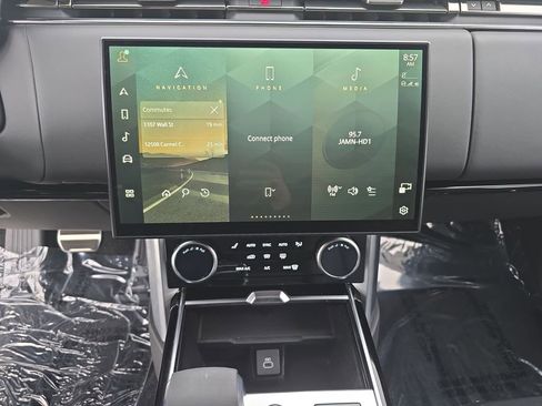 Used 2023 Land Rover Range Rover SE image 21