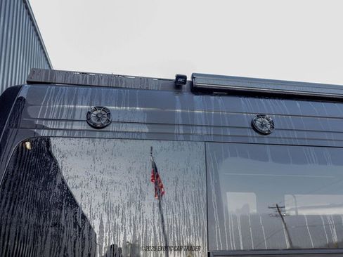 Used 2024 Mercedes-Benz Sprinter 2500 image 90