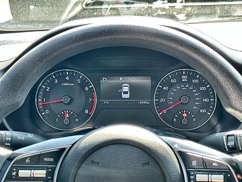 Used 2023 Kia Forte LXS image 24