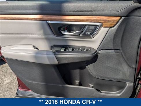 Used 2018 Honda CR-V Touring image 10