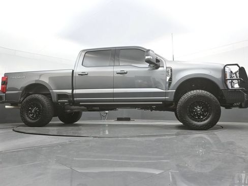 Used 2026 Ford F250 Lariat w/ Tremor Off-Road Package AWD/4WD image 45