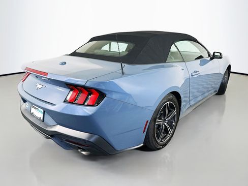 Used 2024 Ford Mustang Convertible RWD image 7