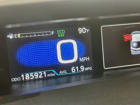 Used 2017 Toyota Prius Prime Advanced FWD image 19