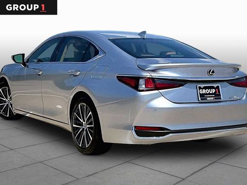 Used 2025 Lexus ES 300h w/ Premium Package FWD image 12