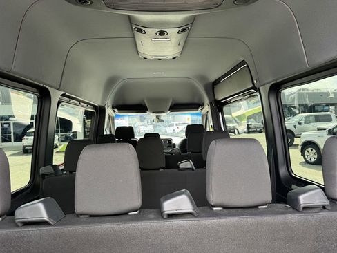 Used 2024 Mercedes-Benz Sprinter 2500 image 10