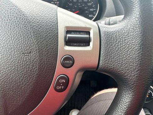 Used 2013 Nissan Rogue SV w/ Premium Pkg AWD/4WD image 15