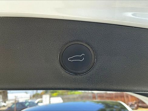 Used 2022 Tesla Model 3 Performance AWD/4WD image 25
