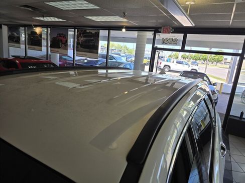 Used 2014 Hyundai Santa Fe GLS image 32