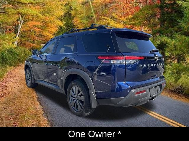 Certified 2025 Nissan Pathfinder SV AWD/4WD image 10