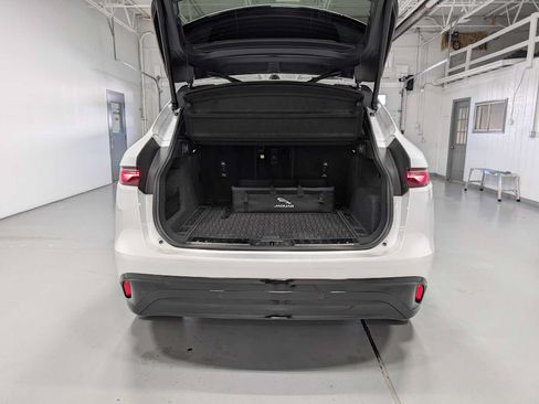 Used 2023 Jaguar F-PACE S AWD/4WD image 41