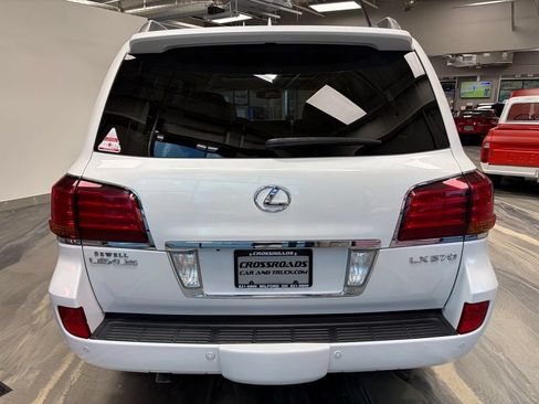 Used 2010 Lexus LX 570 4WD image 43
