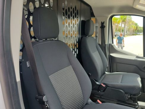 Used 2025 Ford Transit 250 Low Roof w/ Exterior Upgrade Package RWD image 23