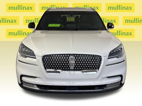 Used 2021 Lincoln Aviator Reserve w/ Equipment Group 201A RWD image 16