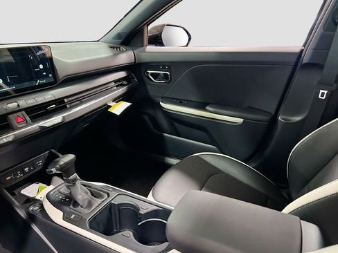 New 2025 Kia K4 GT-Line image 25