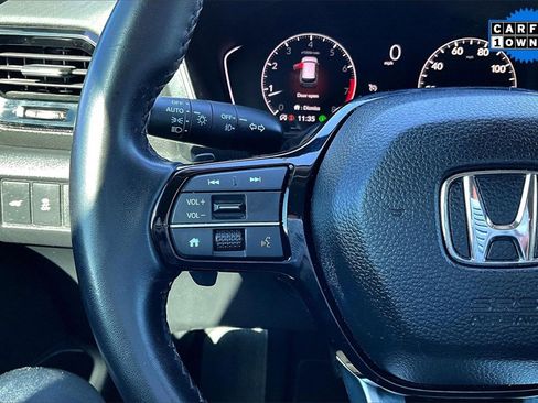 Used 2024 Honda Pilot EX-L image 18