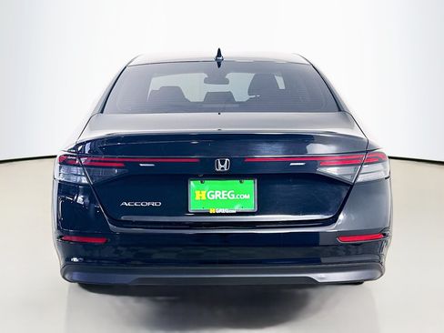Used 2025 Honda Accord SE image 8